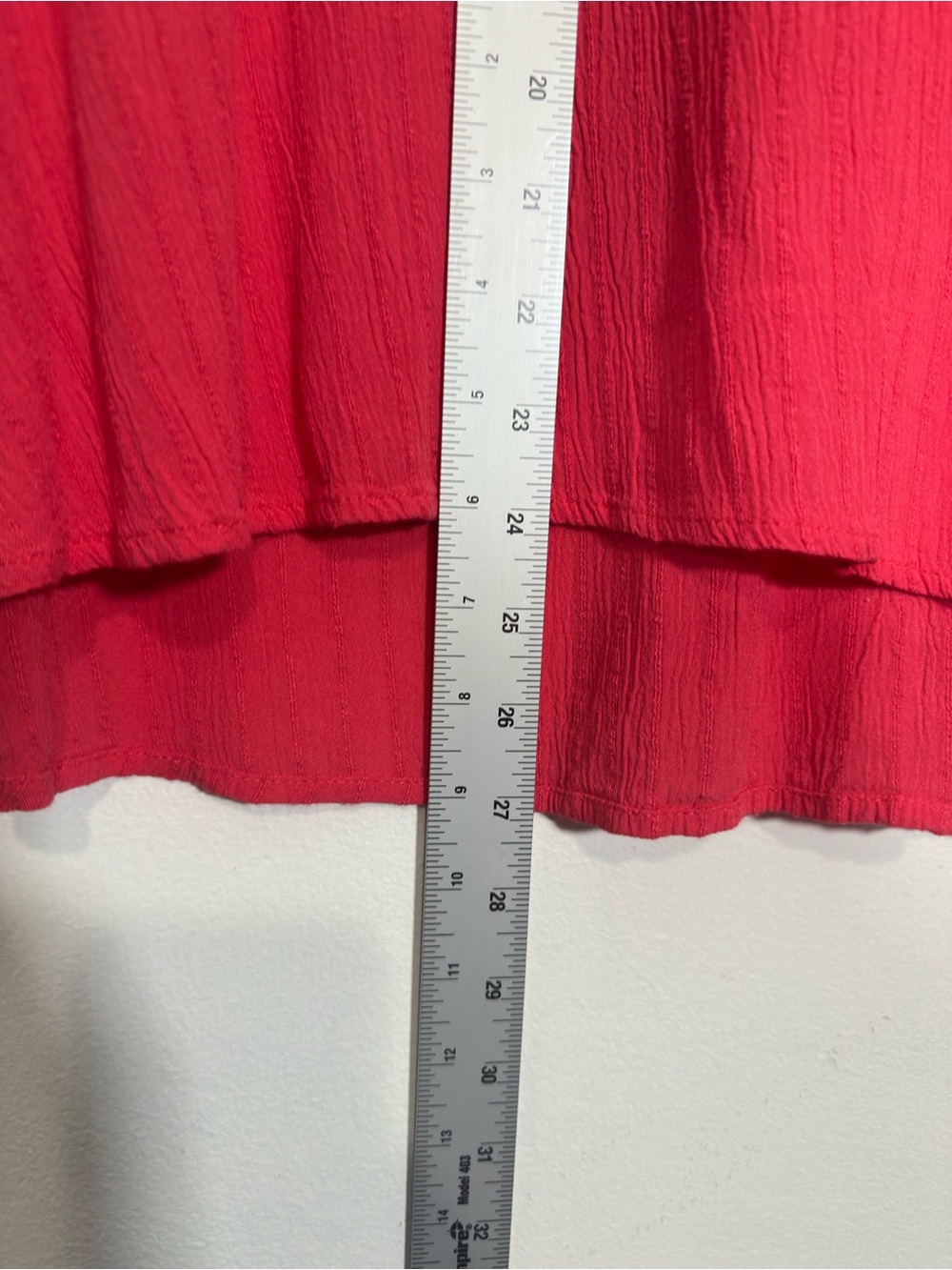 Well Worn Women's Flutter Sleeve Top Blouse Large Split Neck Business Casual - Picture 6 of 7